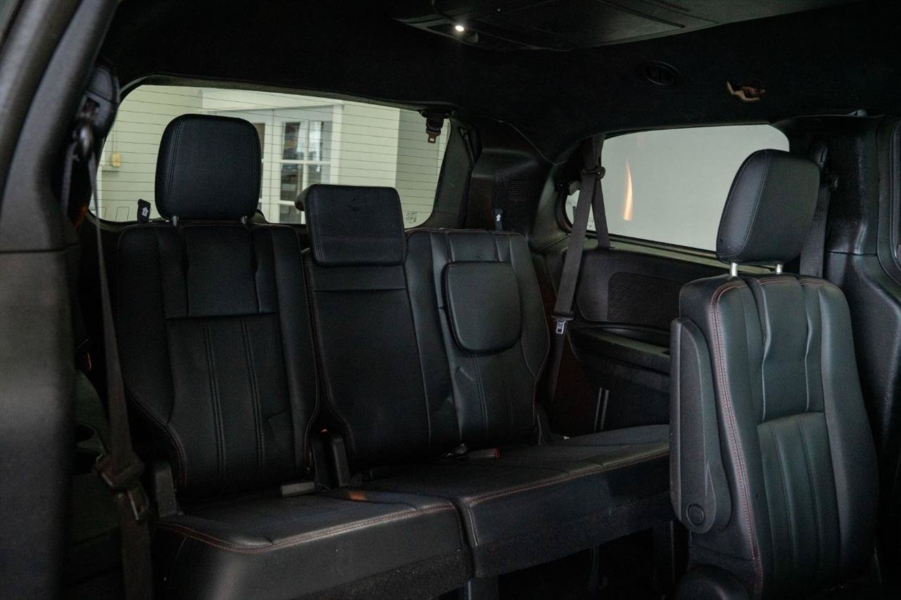 Used 2019 Dodge Grand Caravan GT FWD image 19