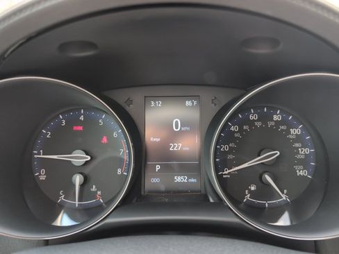 Used 2021 Toyota C-HR Limited FWD image 13