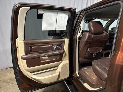 Used 2015 RAM 1500 Laramie Longhorn w/ Convenience Group AWD/4WD image 25