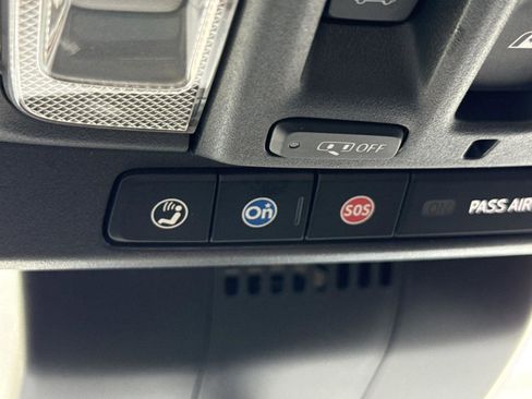 Used 2023 GMC Sierra 1500 AT4 w/ AT4 Premium Package image 23