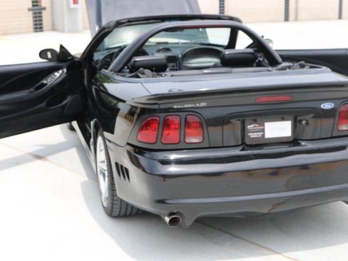 Used 1997 Ford Mustang GT RWD image 93