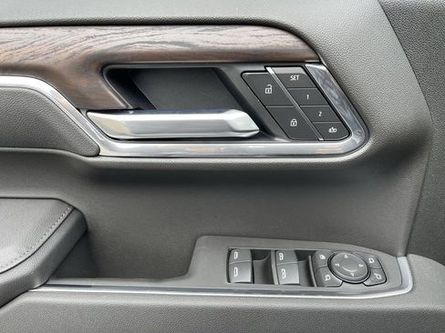 New 2025 GMC Sierra 1500 SLT w/ SLT Premium Plus Package image 24