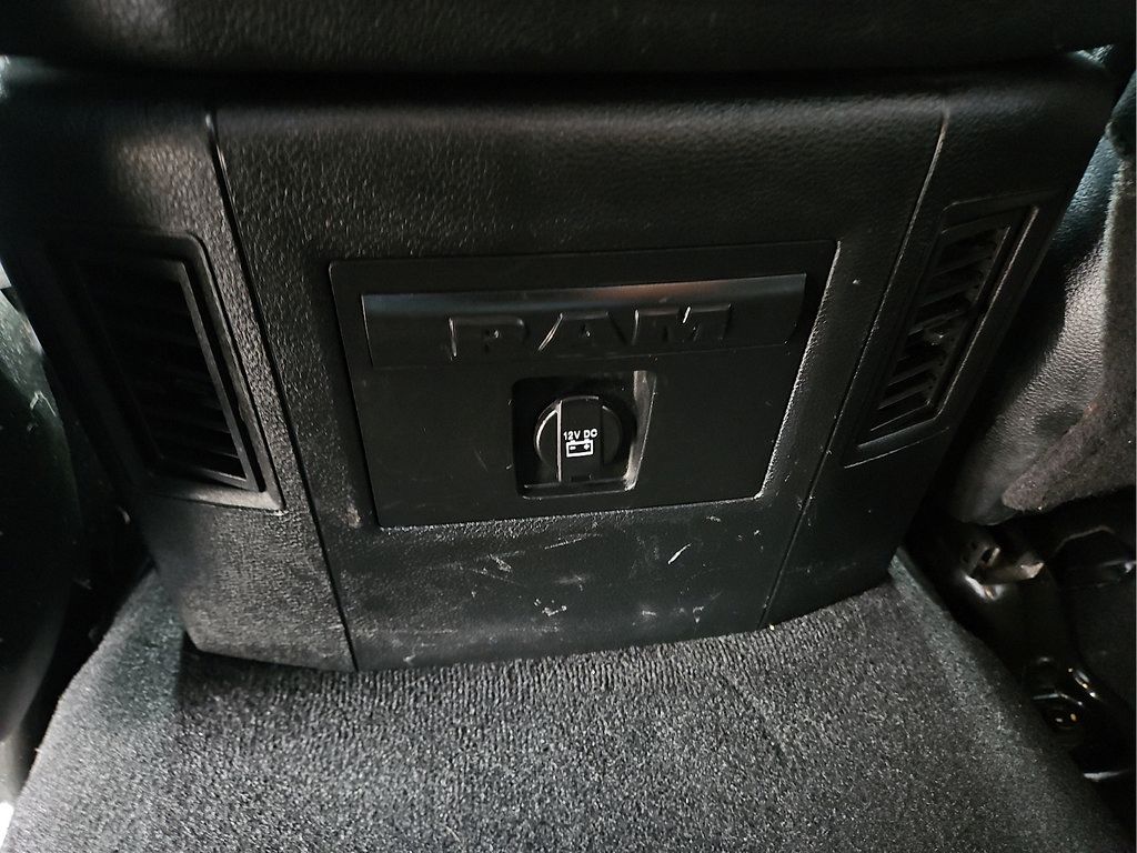 Used 2018 RAM 1500 Sport w/ Hydro Blue Sport Package AWD/4WD image 15