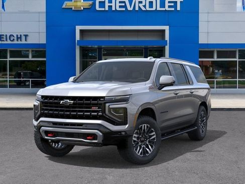 New 2026 Chevrolet Suburban Z71 AWD/4WD image 6