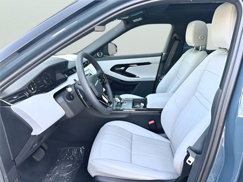 Certified 2026 Land Rover Range Rover Evoque S AWD/4WD image 17