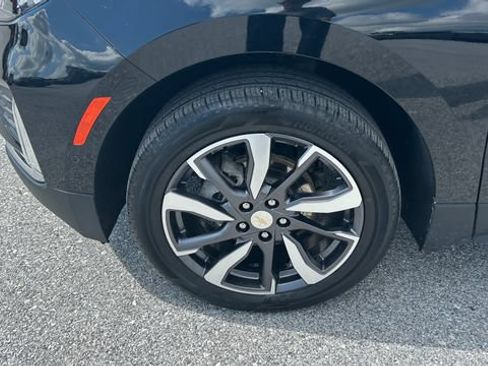Certified 2024 Chevrolet Equinox Premier AWD/4WD image 9