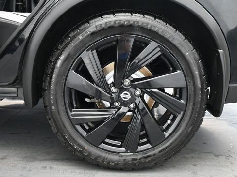 Used 2017 Nissan Murano Platinum w/ Platinum Technology Package FWD image 21