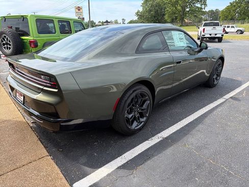 New 2026 Dodge Charger R/T w/ Blacktop Package AWD/4WD image 8