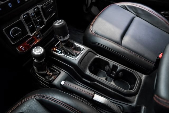 Used 2019 Jeep Wrangler Unlimited Rubicon AWD/4WD image 56