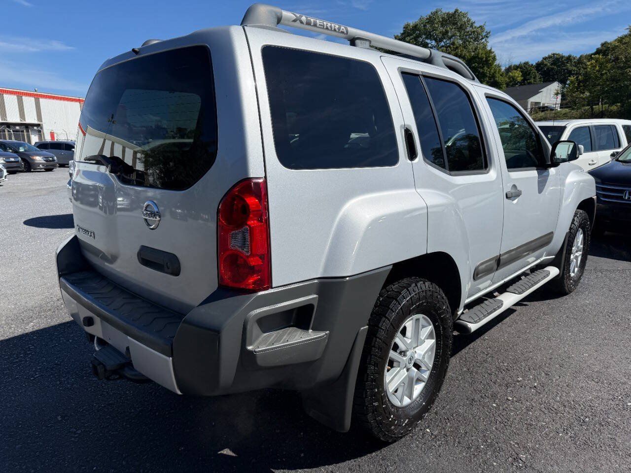 Used 2015 Nissan Xterra S w/ Value Package AWD/4WD image 5