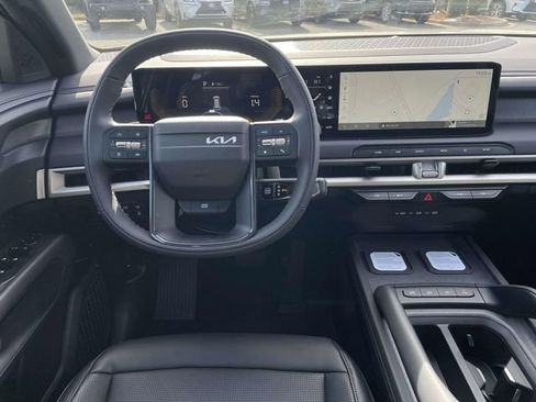 New 2027 Kia Telluride S image 3