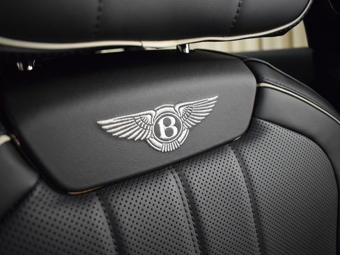 New 2026 Bentley Flying Spur Plug-In Hybrid image 37
