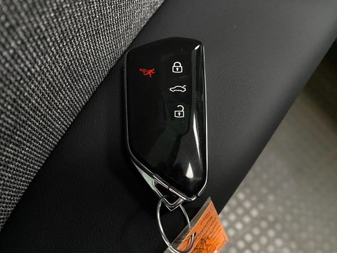 New 2025 Volkswagen Tiguan S image 28