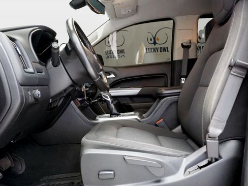 Used 2022 Chevrolet Colorado LT w/ LT Convenience Package RWD image 9