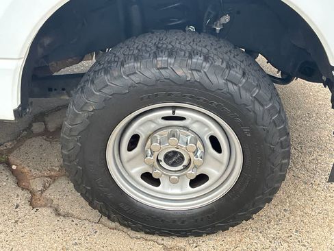 Certified 2024 Ford F250 XL w/ XL Chrome Package AWD/4WD image 13