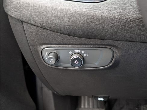 Used 2022 Chevrolet Equinox LT w/ LPO, Floor Liner Package image 20