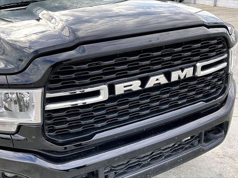 Used 2024 RAM 2500 Big Horn w/ Sport Appearance Package image 30