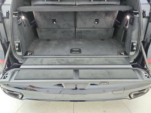 Used 2026 BMW X7 xDrive40i w/ M Sport Package image 14