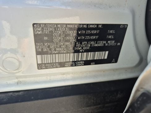 Used 2019 Toyota RAV4 XLE AWD/4WD image 26