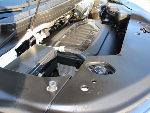 Used 2017 Acura MDX SH-AWD image 40