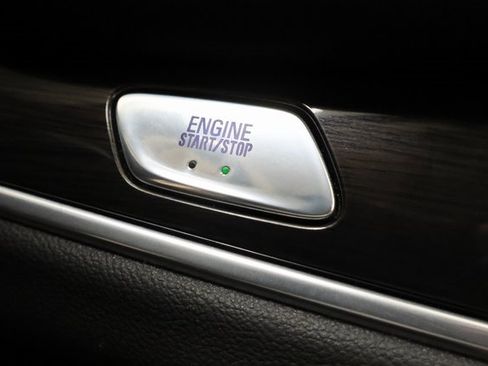 Used 2021 Buick Enclave Essence w/ Sound and Sites Package image 17