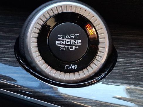 Used 2022 Jeep Wagoneer Series II w/ Premium Group I image 25