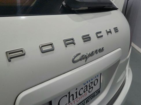 Used 2014 Porsche Cayenne Platinum Edition AWD/4WD image 36