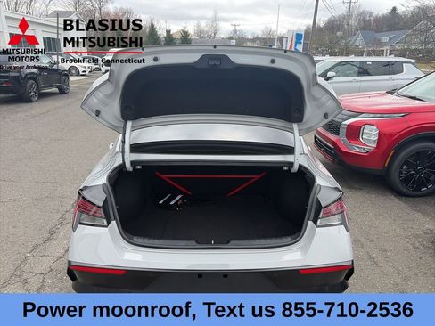 Used 2025 Hyundai Elantra N FWD image 11