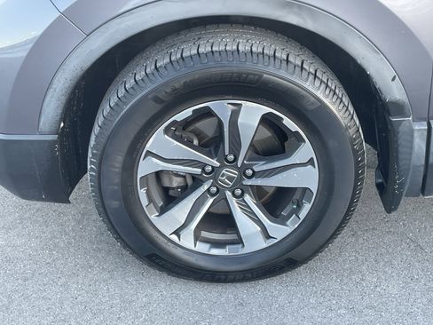 Used 2018 Honda CR-V LX image 11