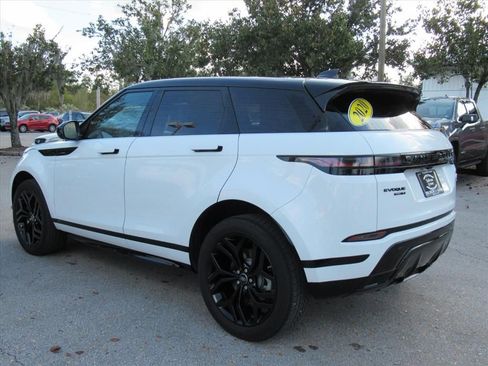 Used 2020 Land Rover Range Rover Evoque R-Dynamic S image 4