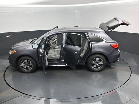 Used 2018 Acura MDX FWD image 17
