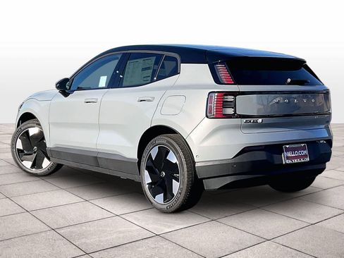 New 2025 Volvo EX30 Ultra w/ Protection Package Premier image 3