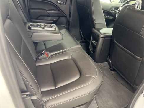 Used 2019 GMC Canyon SLT image 22