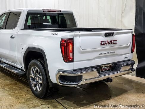 New 2026 GMC Sierra 1500 SLT w/ SLT Premium Package image 6