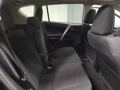 Used 2018 Toyota RAV4 XLE AWD/4WD image 28