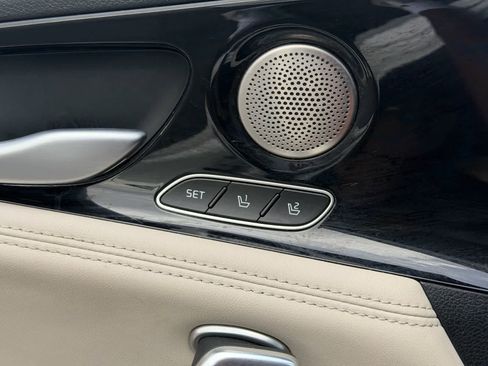 Used 2019 Kia Stinger Premium image 18