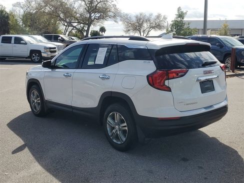 Used 2018 GMC Terrain SLE w/ Driver Convenience Package image 6