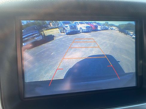 Used 2017 Chevrolet Suburban LT AWD/4WD image 17
