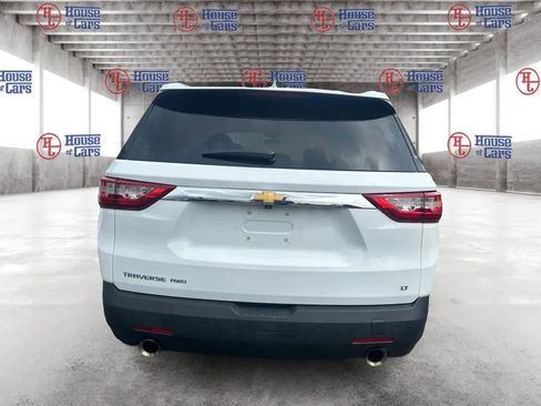 Used 2020 Chevrolet Traverse LT image 6