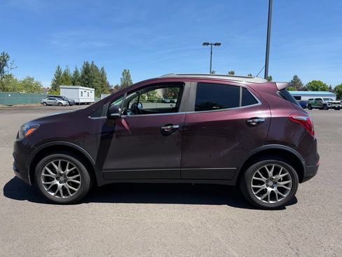 Used 2017 Buick Encore Sport Touring AWD/4WD image 4