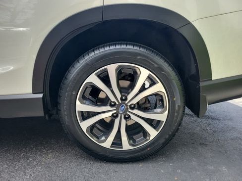 Certified 2024 Subaru Forester Limited AWD/4WD image 36