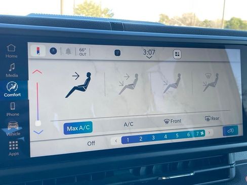 Used 2024 Jeep Wrangler Sport S image 22