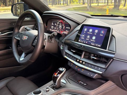 Used 2022 Cadillac CT4 V w/ Navigation Package AWD/4WD image 21