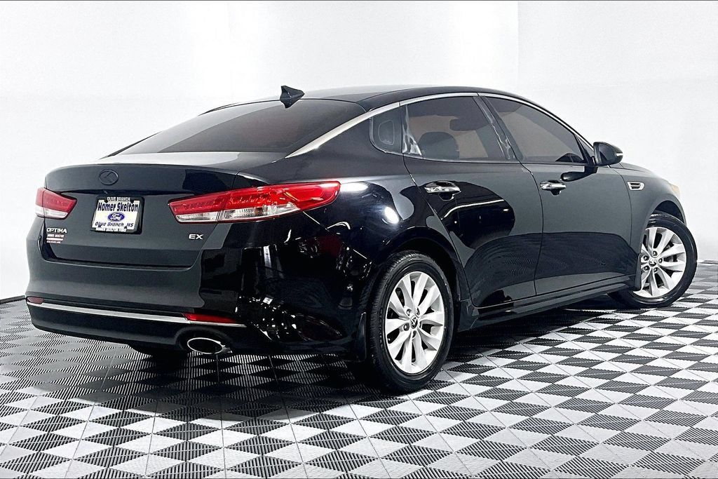 Used 2016 Kia Optima EX FWD image 12