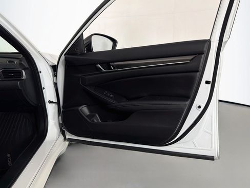 Used 2022 Honda Accord Sport image 23