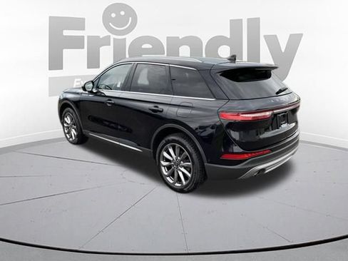 Used 2022 Lincoln Corsair AWD w/ Premium Package image 3