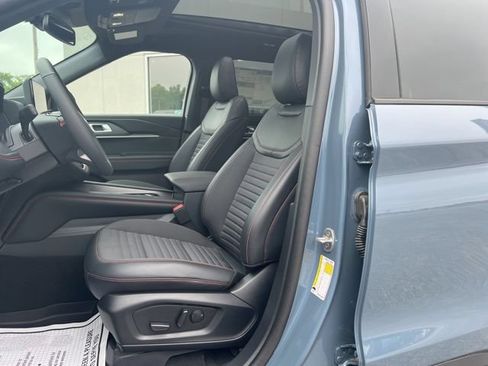 New 2026 Ford Explorer ST-Line w/ ST-Line Street Pack AWD/4WD image 10