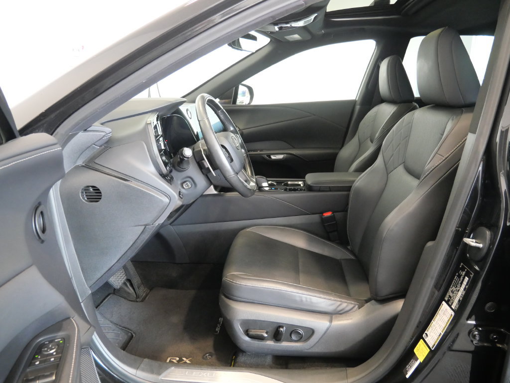 Used 2023 Lexus RX 350 Premium w/ Accessory Package AWD/4WD image 14
