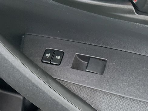 Used 2024 Toyota Corolla LE FWD image 28