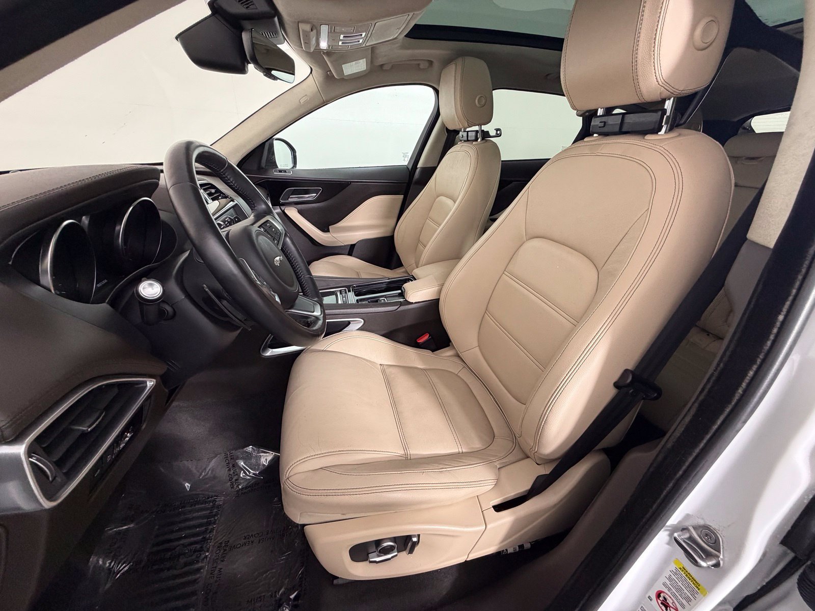 Used 2020 Jaguar F-PACE Prestige AWD/4WD image 15